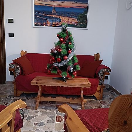 Grazioso Bilocale Merlino, Luminoso Con Vista Santuario, Wifi Giaveno Exteriér fotografie