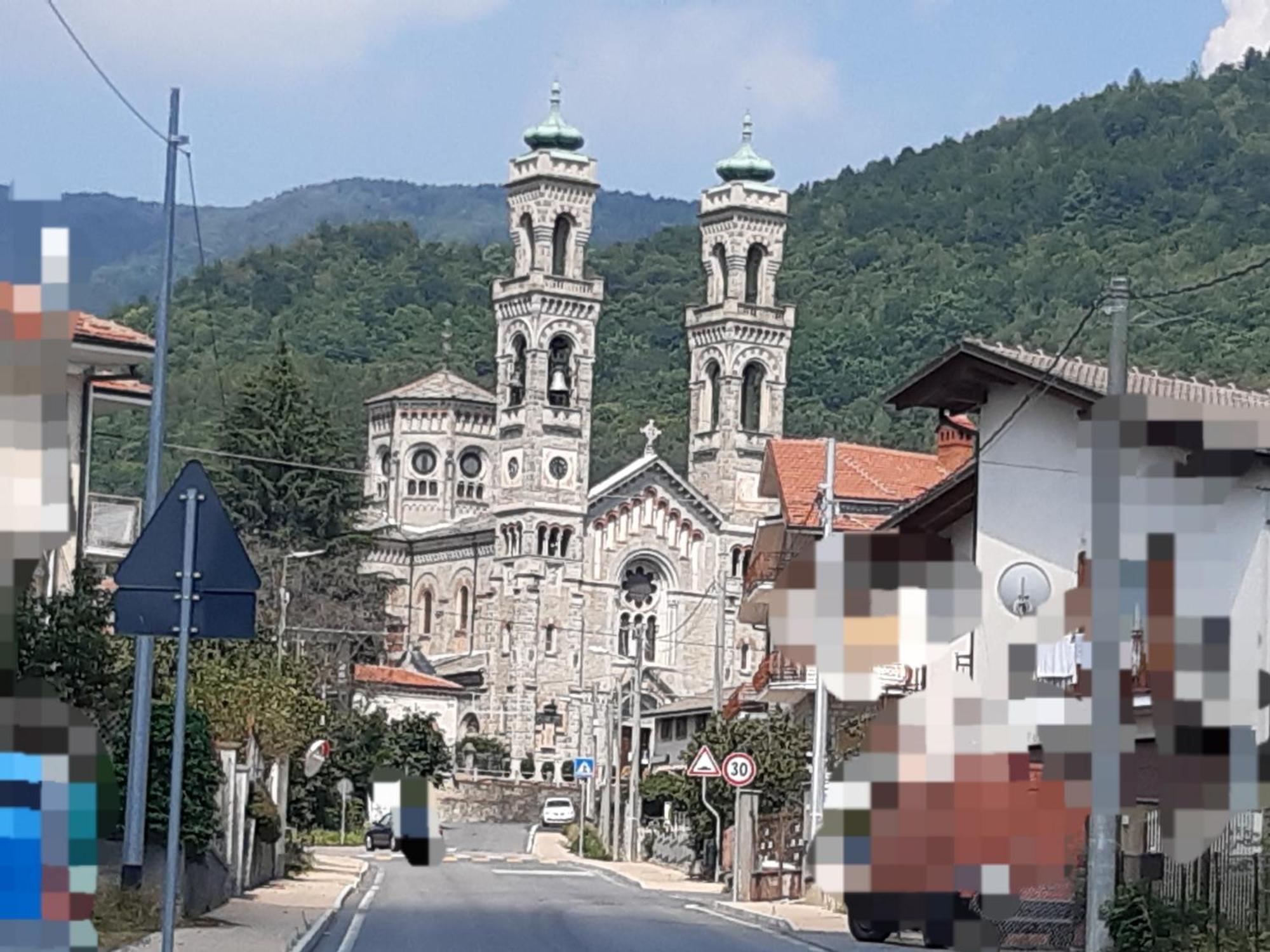 Grazioso Bilocale Merlino, Luminoso Con Vista Santuario, Wifi Giaveno Exteriér fotografie